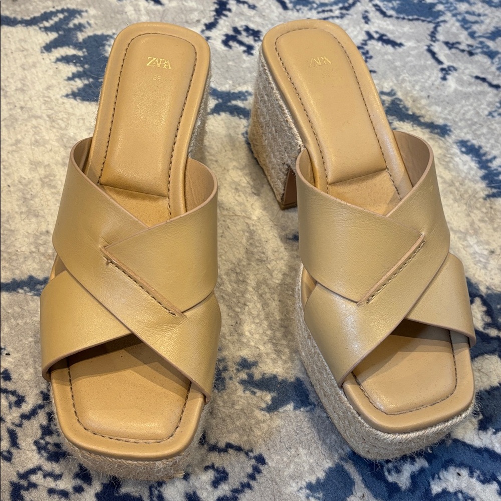 Zara Tan wedge